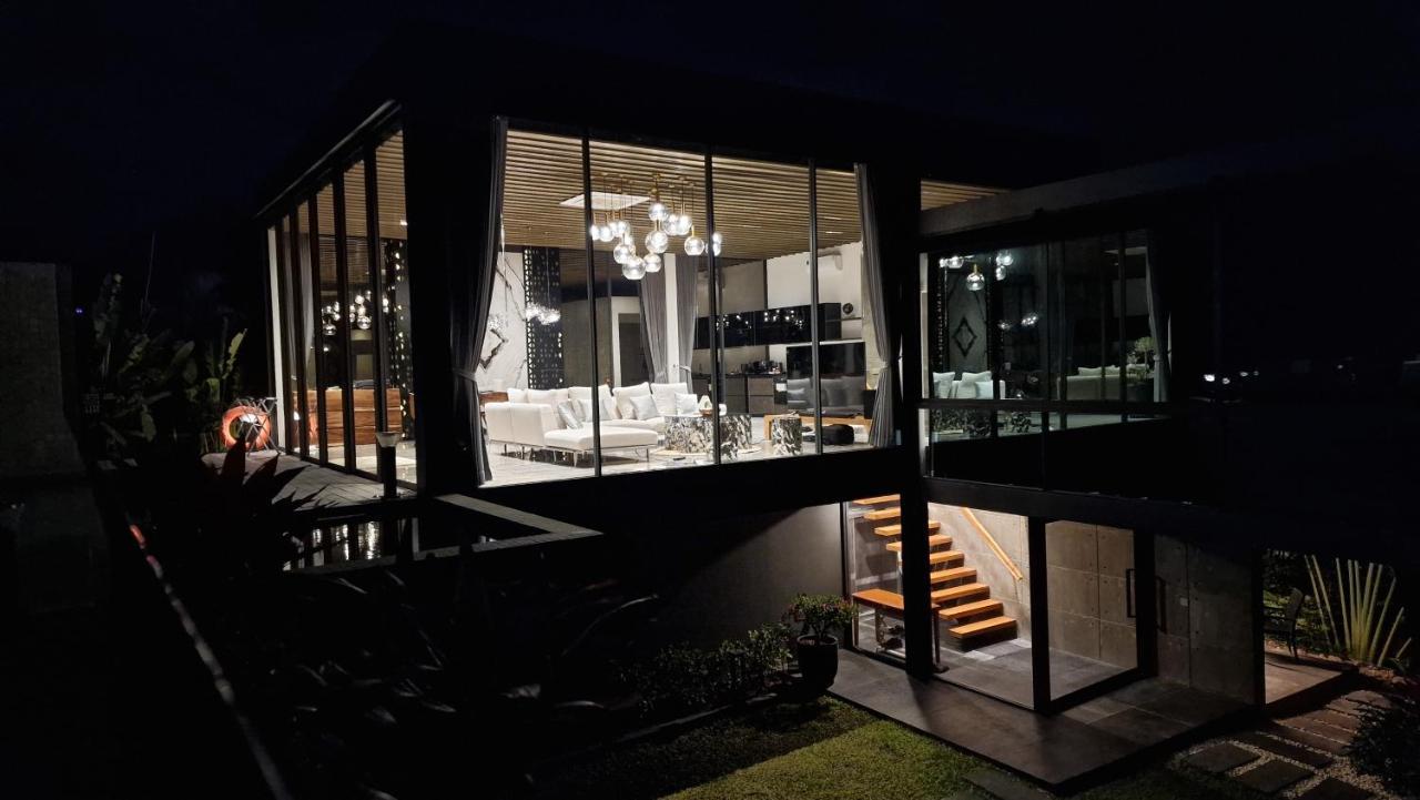 Villa Obsidian, With Staff, Sea View And Walk To Choeng Mon Beach Εξωτερικό φωτογραφία