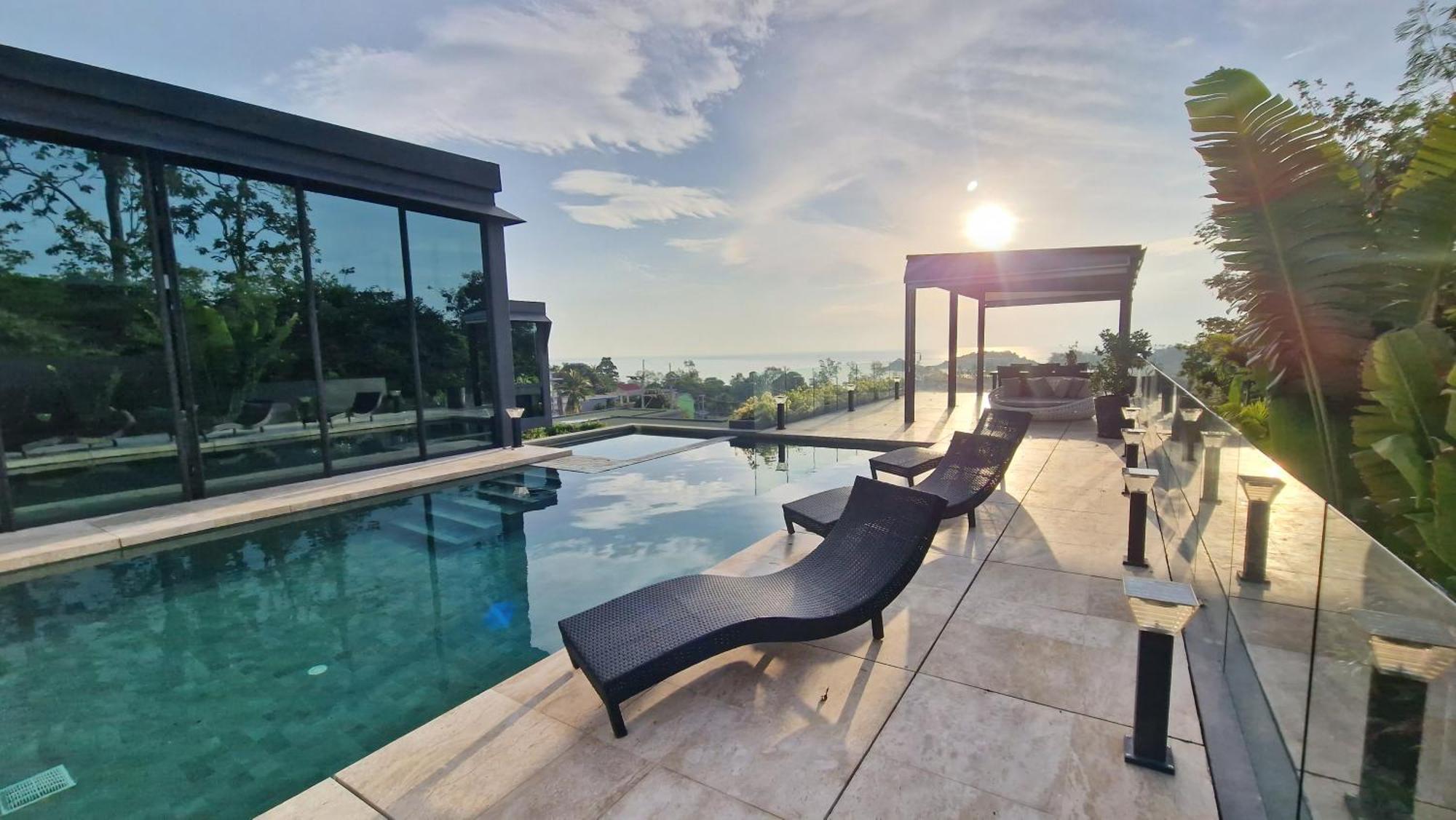 Villa Obsidian, With Staff, Sea View And Walk To Choeng Mon Beach Εξωτερικό φωτογραφία